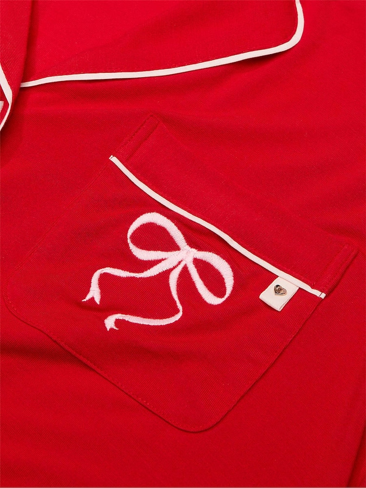 Victoria's Secret Lipstick Bow Graphic Red Modal Long Pyjama Set - Image 4 of 4 Victoria's Secret Lipstick Bow Graphic Red Modal Long Pyjama Set - Image 4 of 4