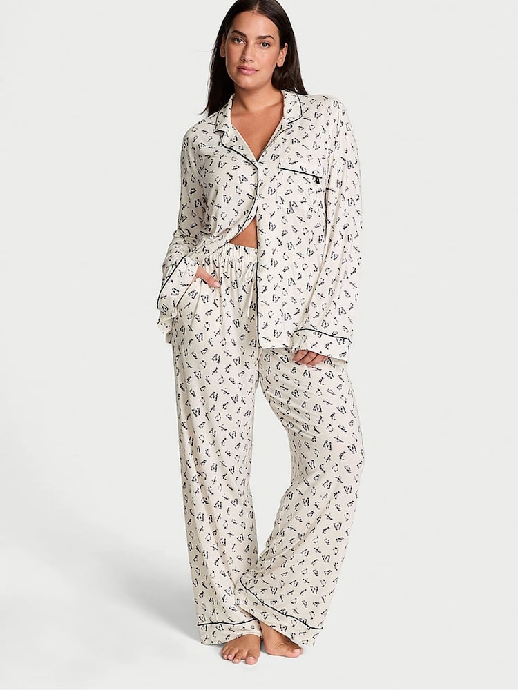 Victoria's Secret Coconut White Merry Penguins Modal Long Pyjama Set - Image 1 of 1