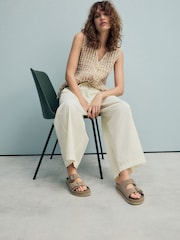Замшевая нейтрального цвета - Сандалии с двумя ремешками Forever Comfort® Premium - Image 4 of 9