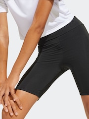 adidas White Train Essentials 3 Stripe T-Shirt and Shorts Set - Image 5 of 8
