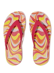 FitFlop Kids Green Iqushion Junior Swirly Ergonomic Flip Flops red - Image 3 of 4