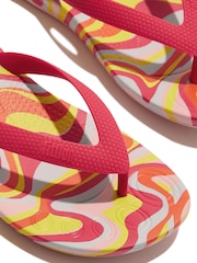 FitFlop Kids Green Iqushion Junior Swirly Ergonomic Flip Flops red - Image 4 of 4