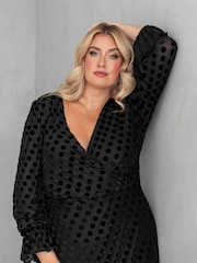 Lovedrobe Frill Hem Flock Tiered Midaxi Black Dress - Image 4 of 6