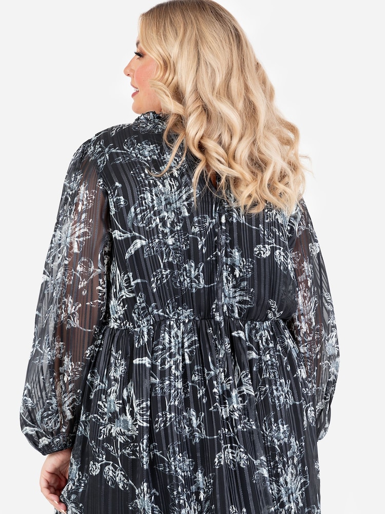 Lovedrobe Smock Maxi Black Dress With Neckline - Image 4 of 4 Lovedrobe Smock Maxi Black Dress With Neckline - Image 4 of 4