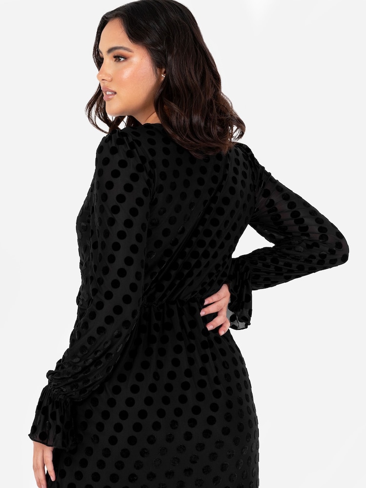 Lovedrobe Frill Hem Flock Tiered Midaxi Black Dress - Image 4 of 4