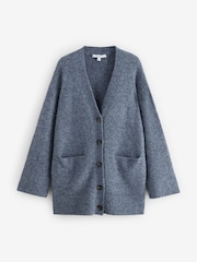 Chambray Blau - Lange, übergroße Strickjacke mit Knopfleiste in gemütlicher Passform - Bild 5 von 7