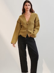 Olivno zelena - Contrast Stitch Button Up V-izrez; z V-izrezom pletena jopa - Slika 2 iz 8