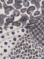 Reiss Ivory/Navy Lucca Silk Hybrid Print Pocket Square - Image 5 of 5