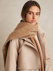 Reiss Biscuit Picton Wool-Cashmere Scarf - Image 2 of 5