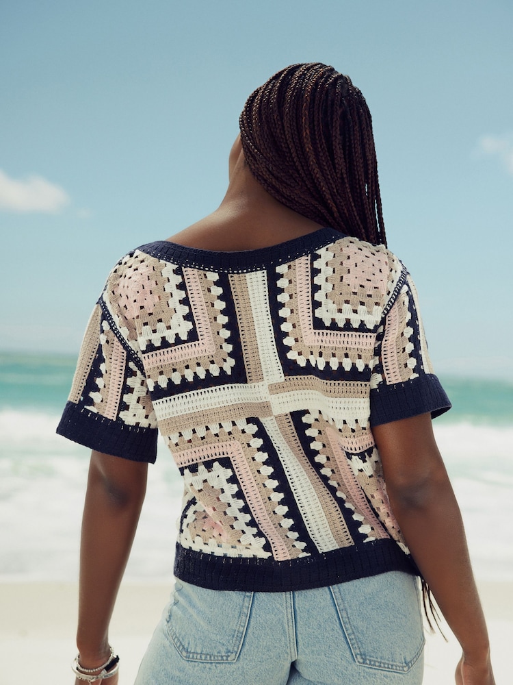 Blue Pattern Short Sleeve Crochet Crew Neck T-Shirt - Image 3 of 7