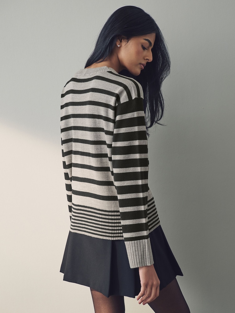 Black Grey Stripe Soft Touch Pattern Knitted Cosy Crew Neck Jumper - Image 3 of 9