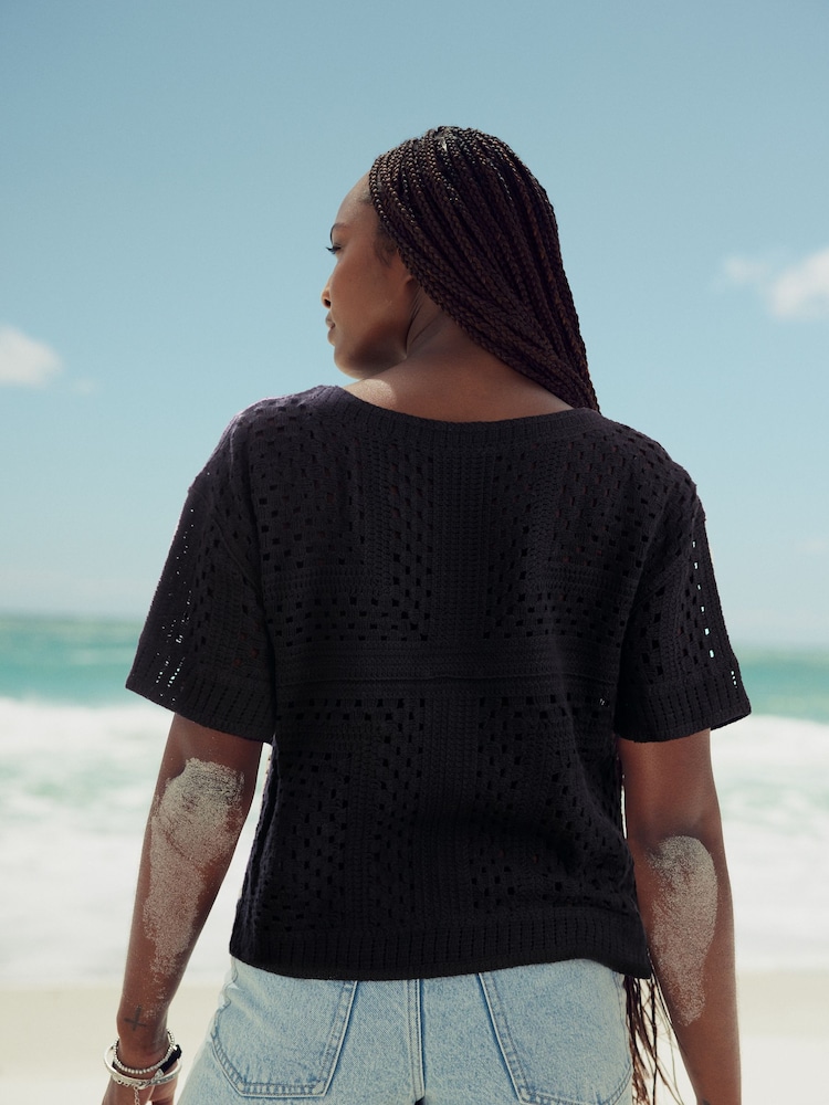 Black Short Sleeve Crochet Crew Neck T-Shirt - Image 3 of 6