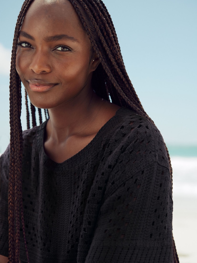 Black Short Sleeve Crochet Crew Neck T-Shirt - Image 4 of 6