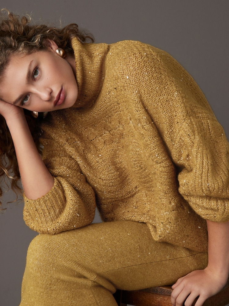 Mosterdgeel - Co-ord Neppy High Roll Neck Knitted Jumper with Wool - Image 5 of 9