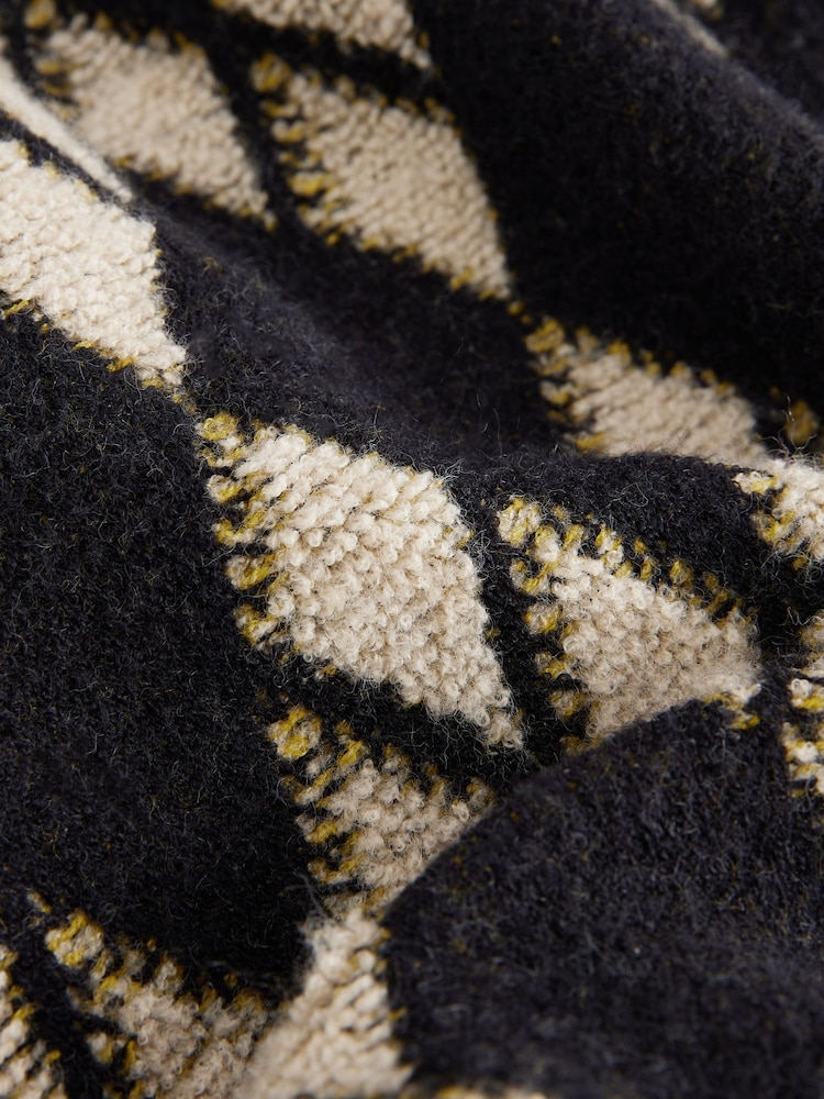 Black Argyle Pattern Knitted Jumper - Image 6 of 8