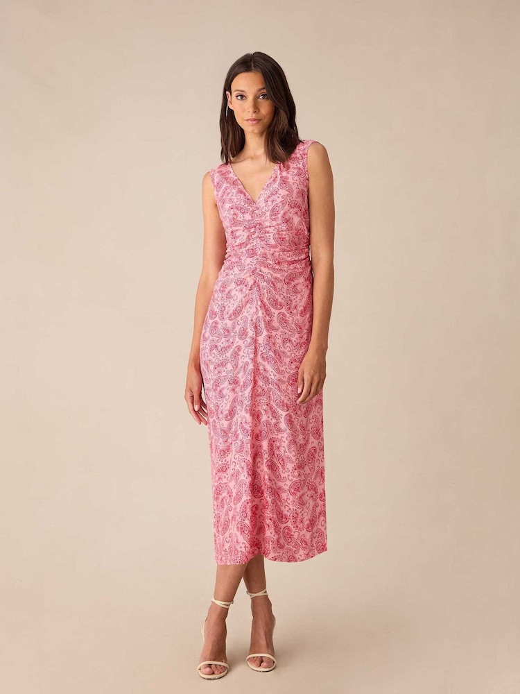 Ro&Zo Pink Petite Paisley Ruched Front V-Neck Midi Dress - Image 1 of 4