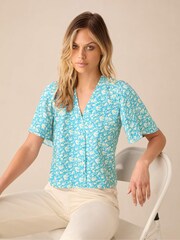 Ro&Zo Blue Flutter Sleeve Top - Image 2 of 4