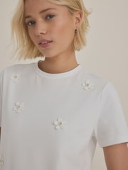 Белый - Short Sleeve Floral Print Embellished T-Shirt - Image 3 of 5