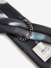 Black Mono Floral Skinny Slim Tie With Chain Keeperloop - Image 4 of 4