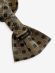 Black/Gold Glitter Geometric Bow Tie And Pocket Square Set - Image 5 of 8