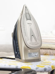 Beldray Grey Single Temperature Iron - Image 2 of 4