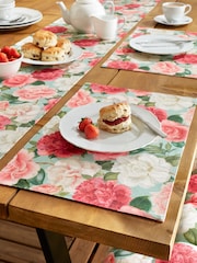 RHS Green Rose Garden Outdoor 100% Cotton Placemats 2 Pack - Image 2 of 3