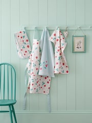Catherine Lansfield Red Strawberry Garden 100% Cotton Apron - Image 1 of 2