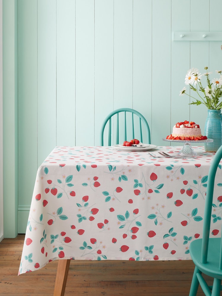 Catherine Lansfield Strawberry Garden 100% Cotton Table Cloth 137x178cm - Imagem 1 de 2