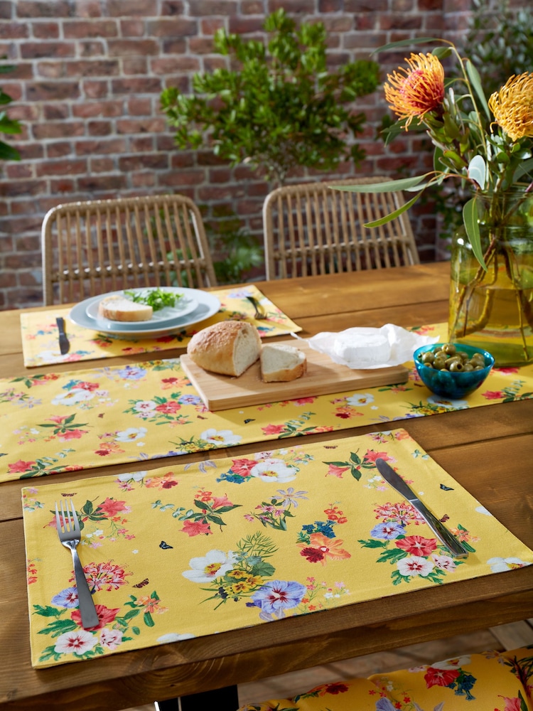 RHS Yellow Exotic Garden Outdoor 100% Cotton Placemats 2-Pack - Image 1 of 3