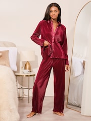 Lipsy Red Plisse Shirt and Trousers Loungewear Set - Image 3 of 4