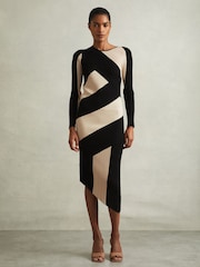 Reiss Black/Camel Jem Petite Knitted Colourblock Asymmetric Midi Dress - Image 4 of 7