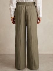 Reiss Khaki Oe Carrigan Lyocell-Blend Drawstring Trousers - Image 5 of 6