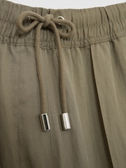 Reiss Khaki Oe Carrigan Lyocell-Blend Drawstring Trousers - Image 6 of 6