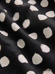 Lunares en blanco y negro - Vestido largo escalonado con cintura caída y tiras - Imagen 7 de 7