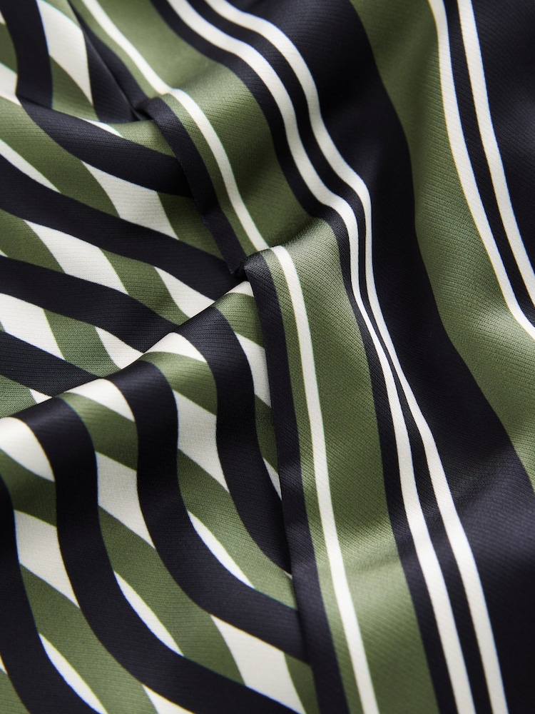 Geometrisches Muster - Satin-Hose mit weitem Bein - Image 8 of 8