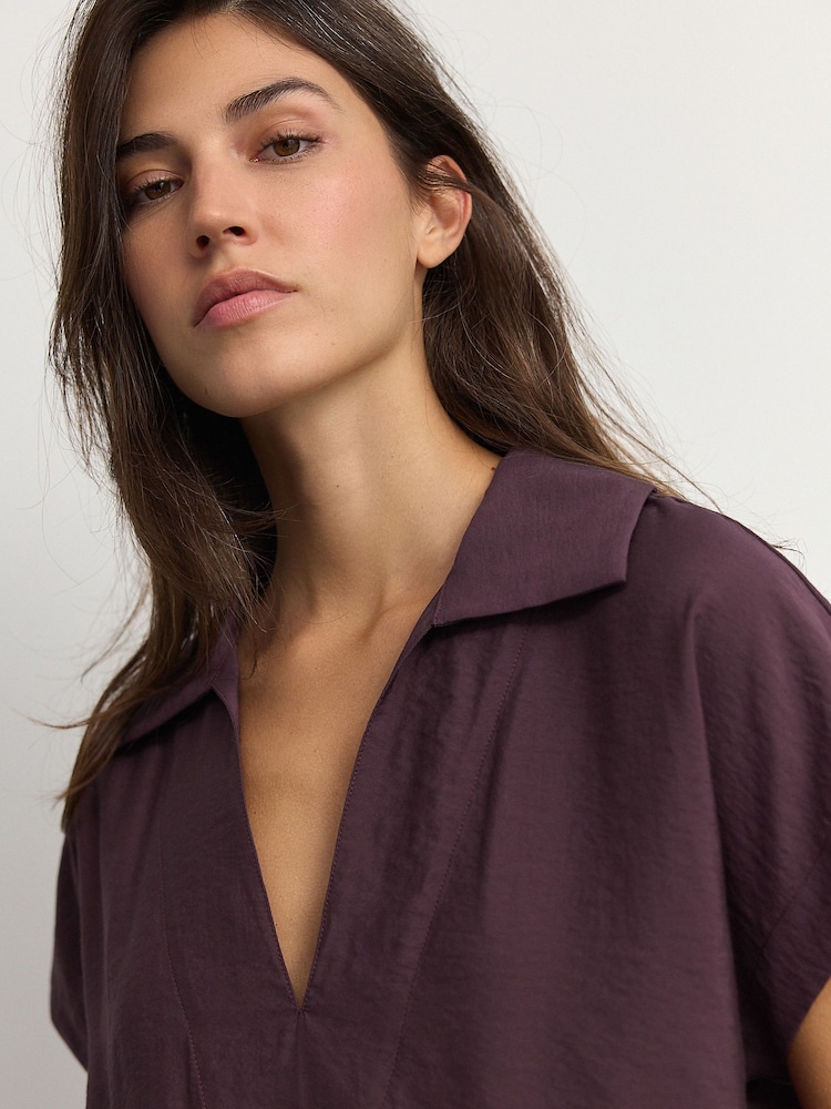 Red Burgundy Relaxed Fit Short Sleeve V-Neck Overhead Top with Collar - Image 5 of 8