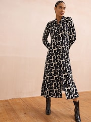 Black/White Geo Print Long Sleeves Midi Shirt Dress - Image 1 of 8