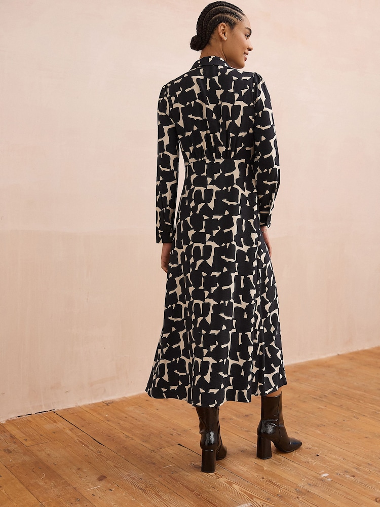 Black/White Geo Print Long Sleeves Midi Shirt Dress - Image 4 of 8