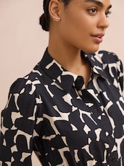 Black/White Geo Print Long Sleeves Midi Shirt Dress - Image 5 of 8