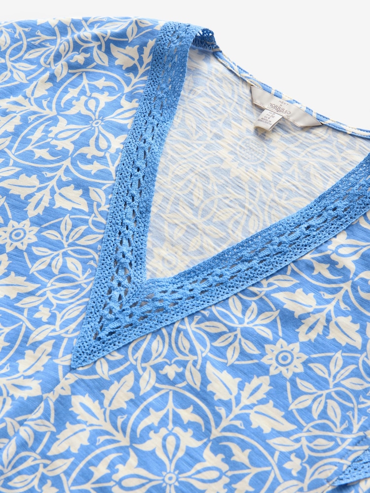 William Morris Blue/White Print Short Sleeve Lace V-Neck Bubblehem 100% Cotton Top - Image 6 of 7