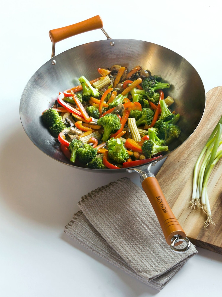 Ken Hom Silver Excellence 32cm Seasoning Wok - Image 2 of 5