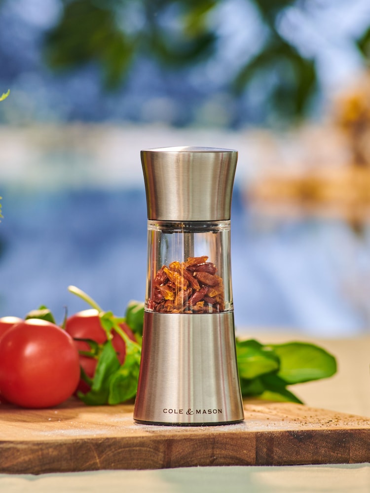 Cole & Mason Silver Stadhampton Chilli and Spice Mills - Image 1 of 6 Cole & Mason Silver Stadhampton Chilli and Spice Mills - Image 1 of 6