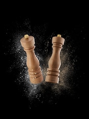 Cole & Mason Natural Beech London 220mm Salt and Pepper Mills - Image 4 of 6