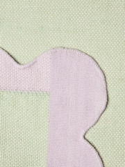 Oliver Bonas Green/Lilac Purple Cecily Handwoven Scalloped Wool and Cotton Rug - Image 3 of 4