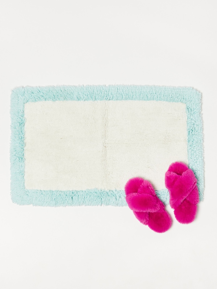 Oliver Bonas White/Blue Bordered Rectangular Bathmat - Image 2 of 4 Oliver Bonas White/Blue Bordered Rectangular Bathmat - Image 2 of 4