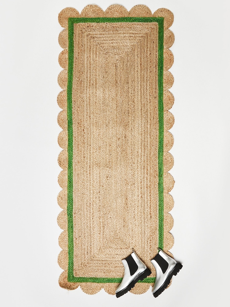 Oliver Bonas Green Scalloped Jute Border Runner Rug - Image 1 of 4
