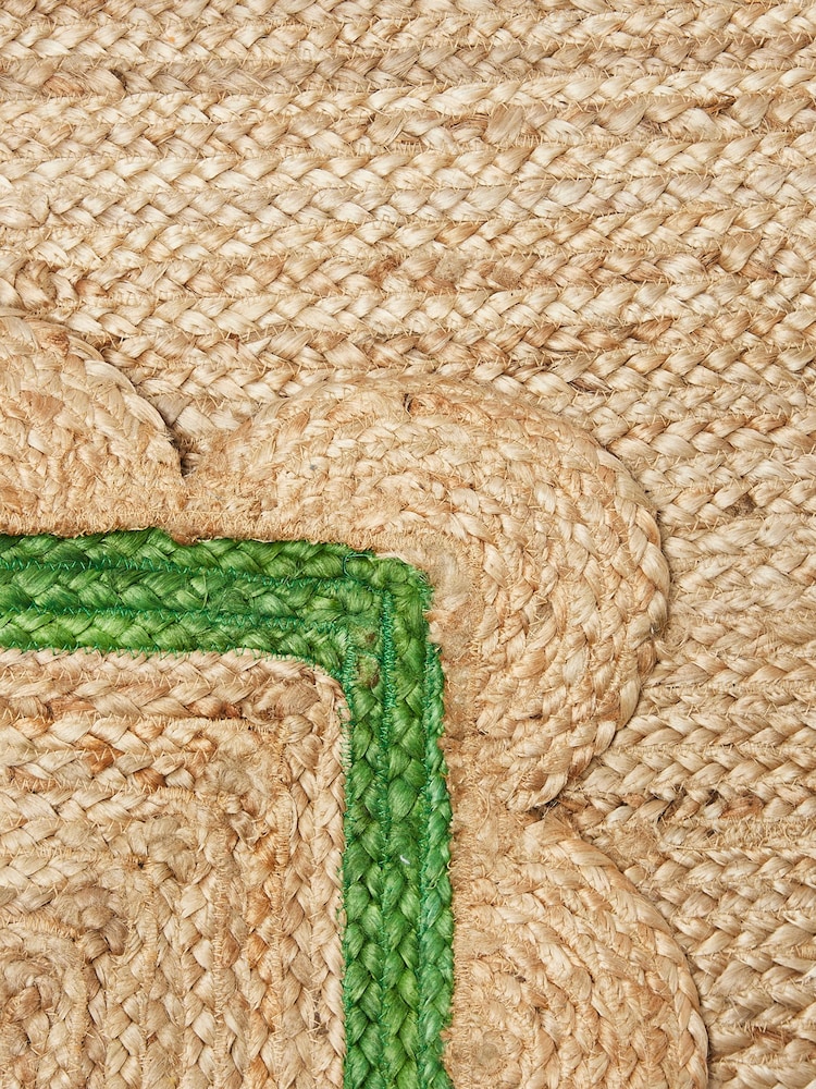Oliver Bonas Green Scalloped Jute Border Runner Rug - Image 2 of 4