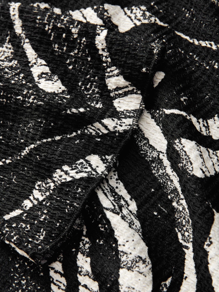Black and White Mono Zebra Print Long Sleeves Ruched Mini Dress - Image 7 of 7