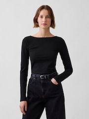Melns - Gap CloseKnit džersijas T-krekls ar izliektu mugurpusi - Attēls 1 no 4