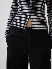 Gap Black Easy Barrel Cargo Trousers - Image 5 of 5
